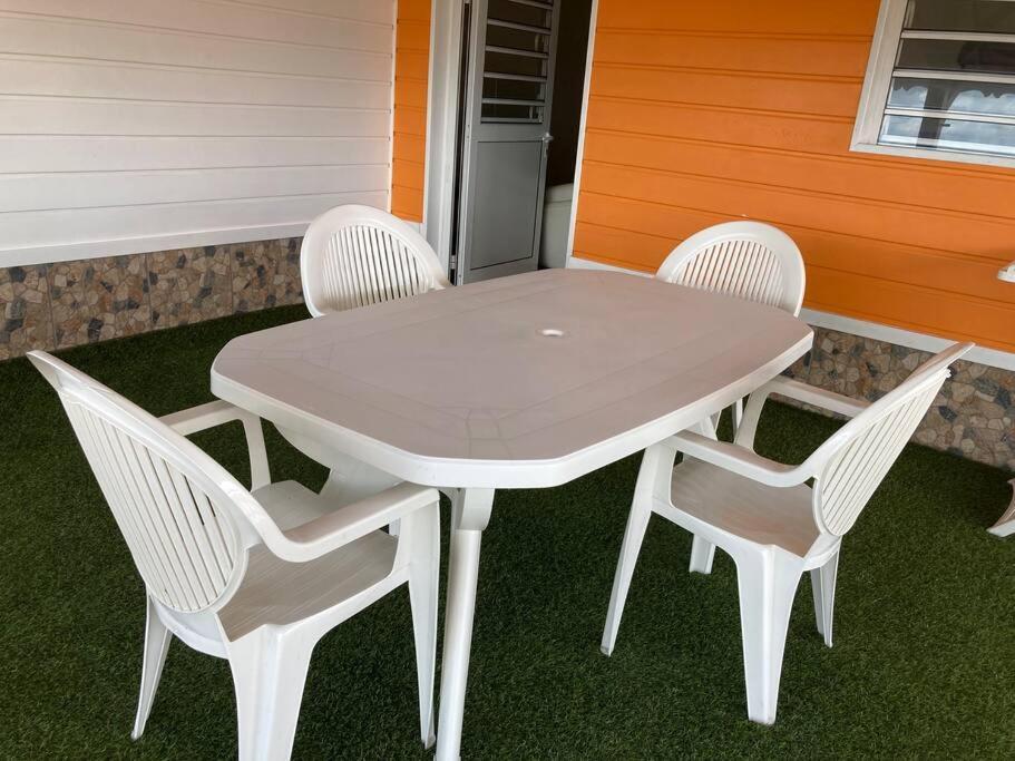 Location Saisonniere Bel Appartement Les Trois-Ilets Luaran gambar